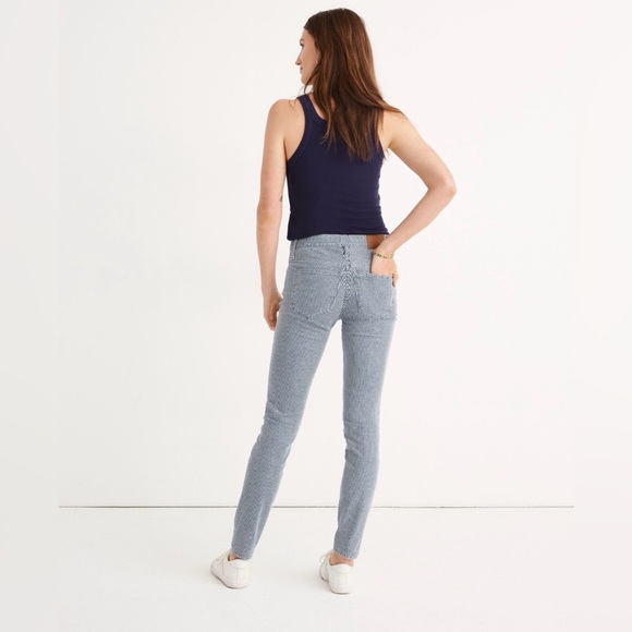 Madewell 9” Mid-Rise Skinny Jean in Piper Stripe - Picture 7 of 10
